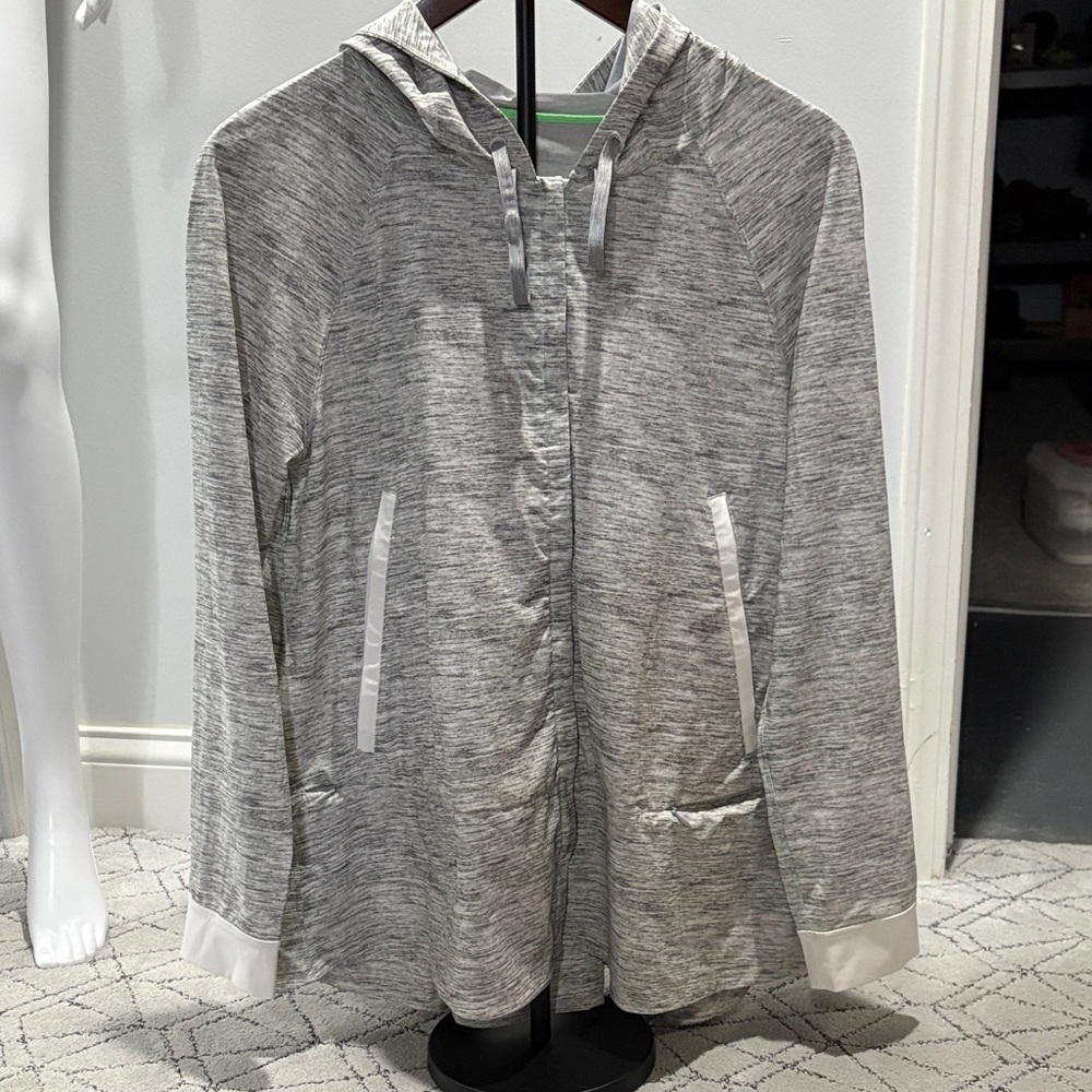 Lululemon Women’s Zip Jacket- so silky soft!! Wonderful condition! M/L - 6 - Picture 1 of 9